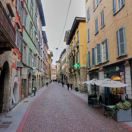 Lejlighed Magic Place - Relax With Terrace - Center Bergamo